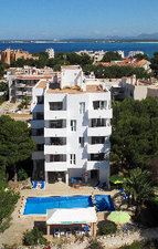Andreas Apartments