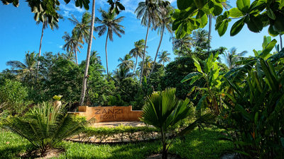 Zanzi Resort