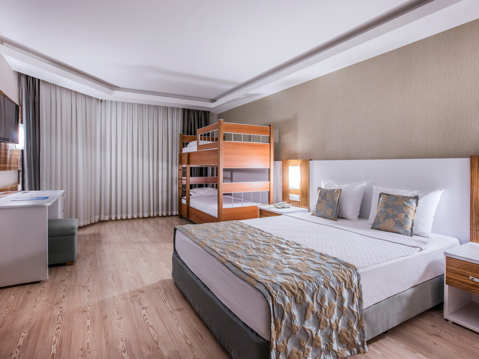 Wohnbeispiel Large Room with Bunkbed