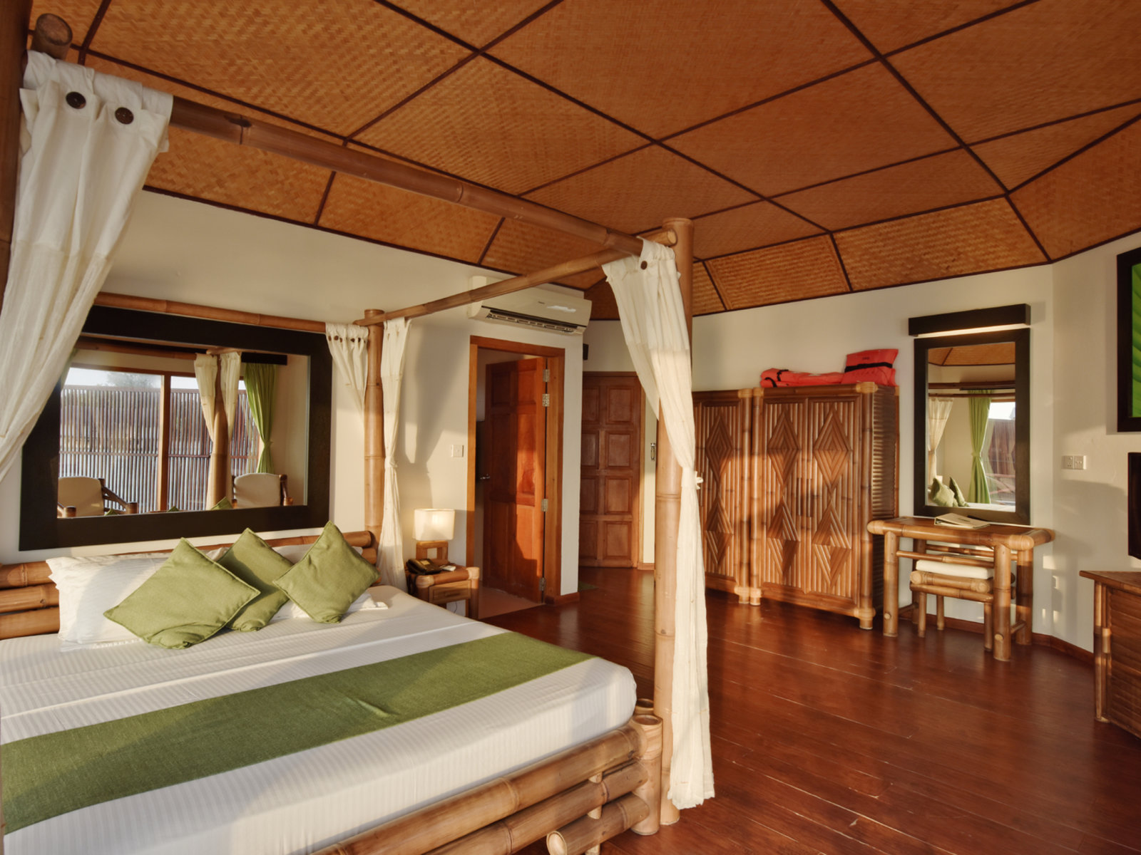 Wohnbeispiel Semi Water Bungalow