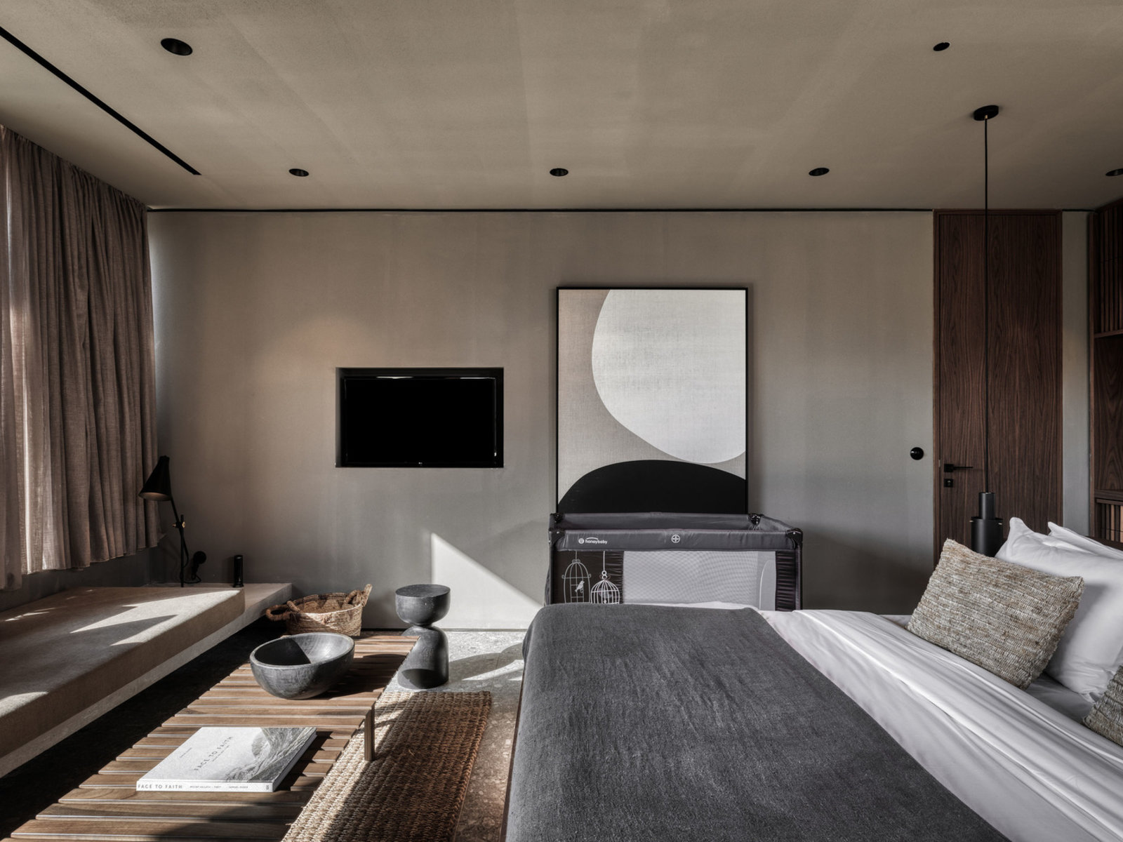 Wohnbeispiel Tropical Open Plan Suite Shared Pool
