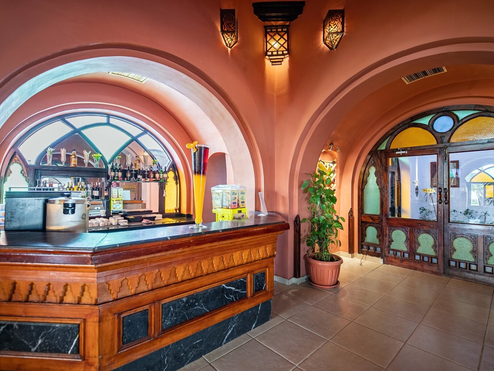 Khan Bar