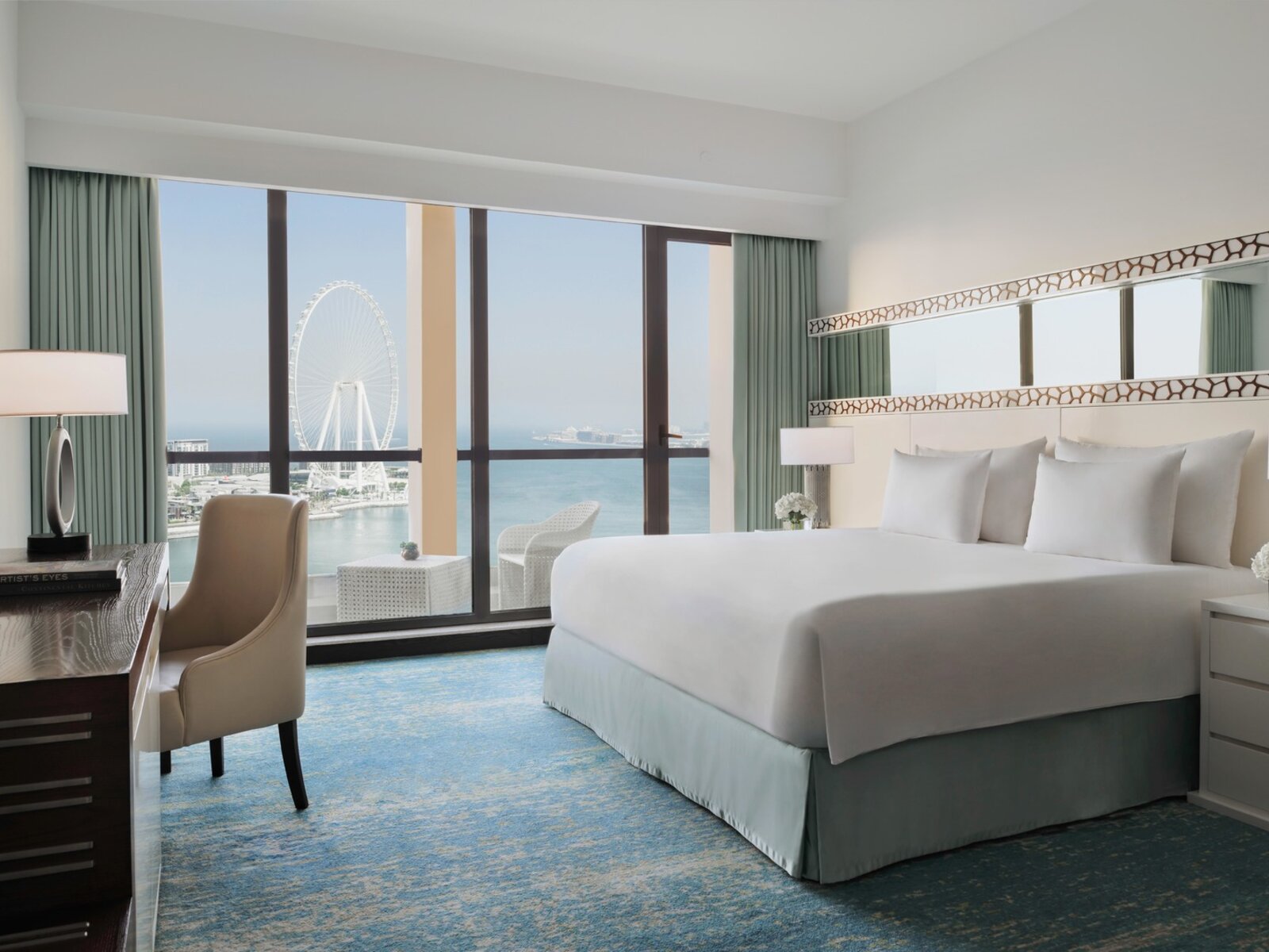Wohnbeispiel Ain Dubai Sea View Room with Balcony