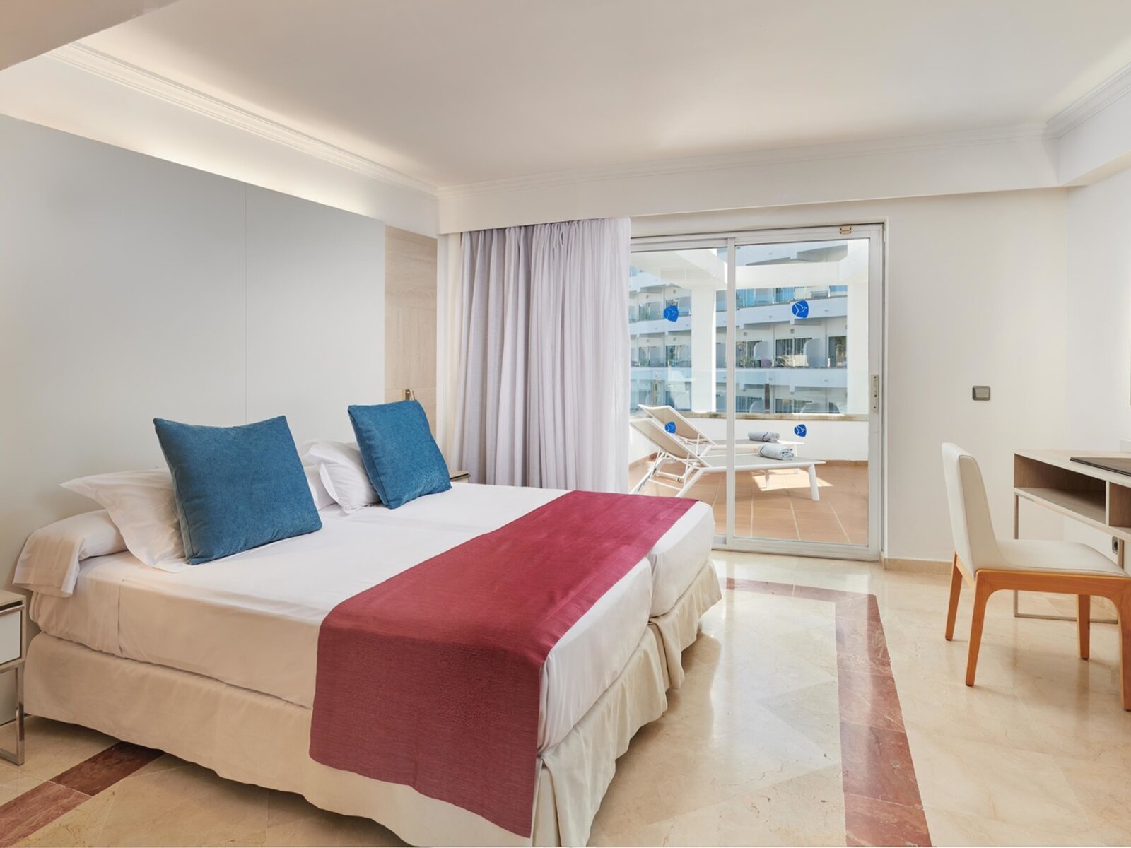 Wohnbeispiel Juniorsuite Sea View