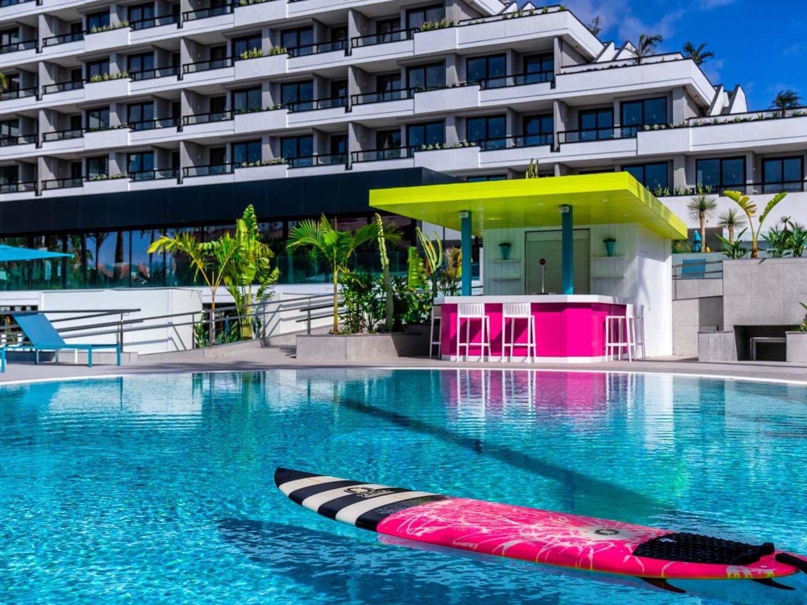 Pink Bar