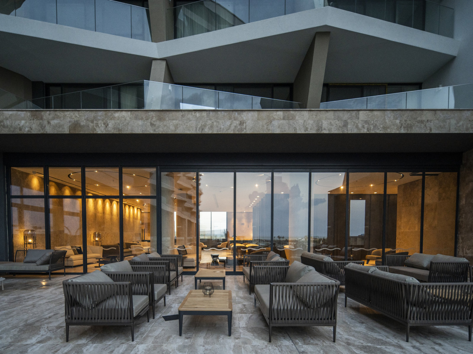 Lobbybar