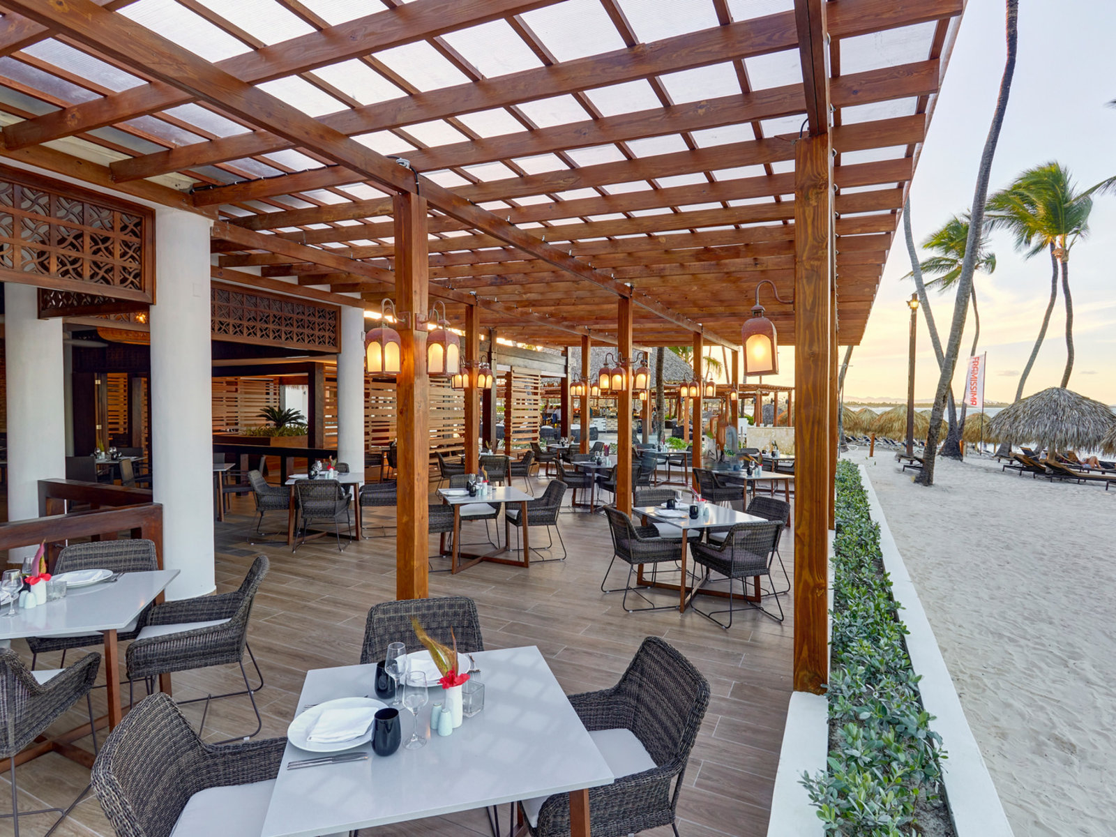 Dorado Seafood & Grill