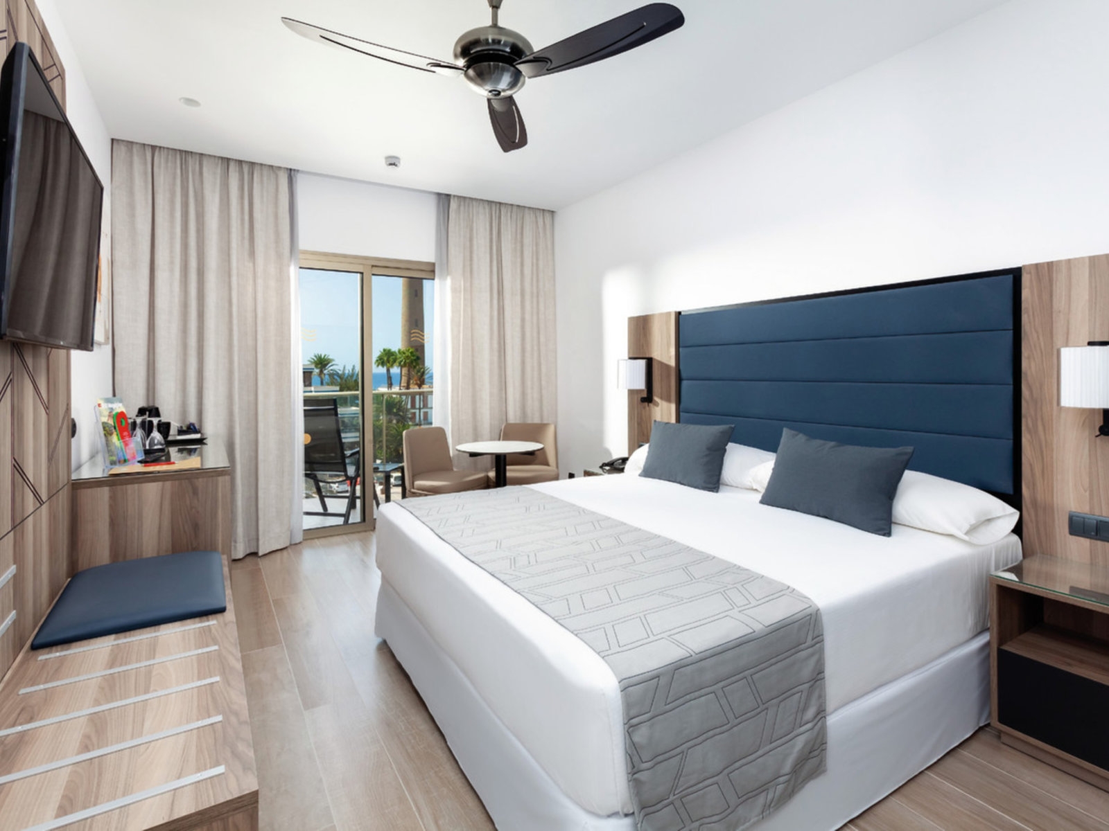 Wohnbeispiel Small Double Room Sea Side Orientation