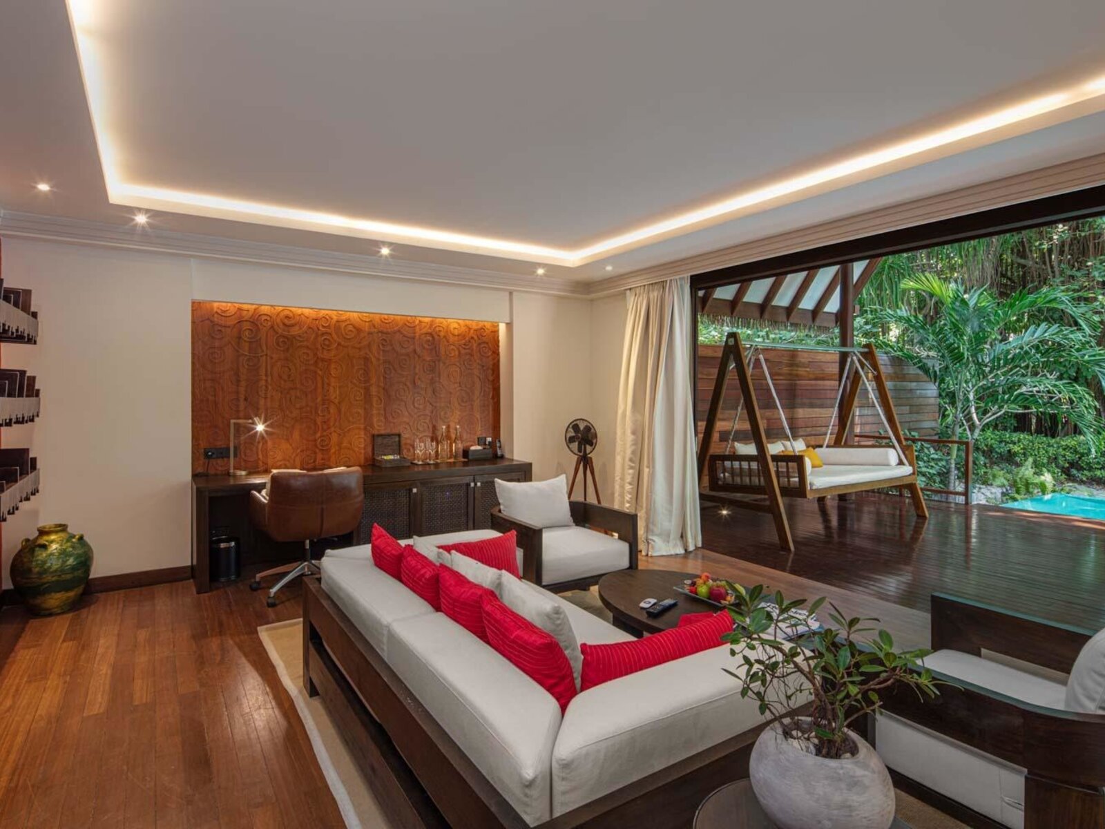 Wohnbeispiel Duplex Pool Honeymoon Suite