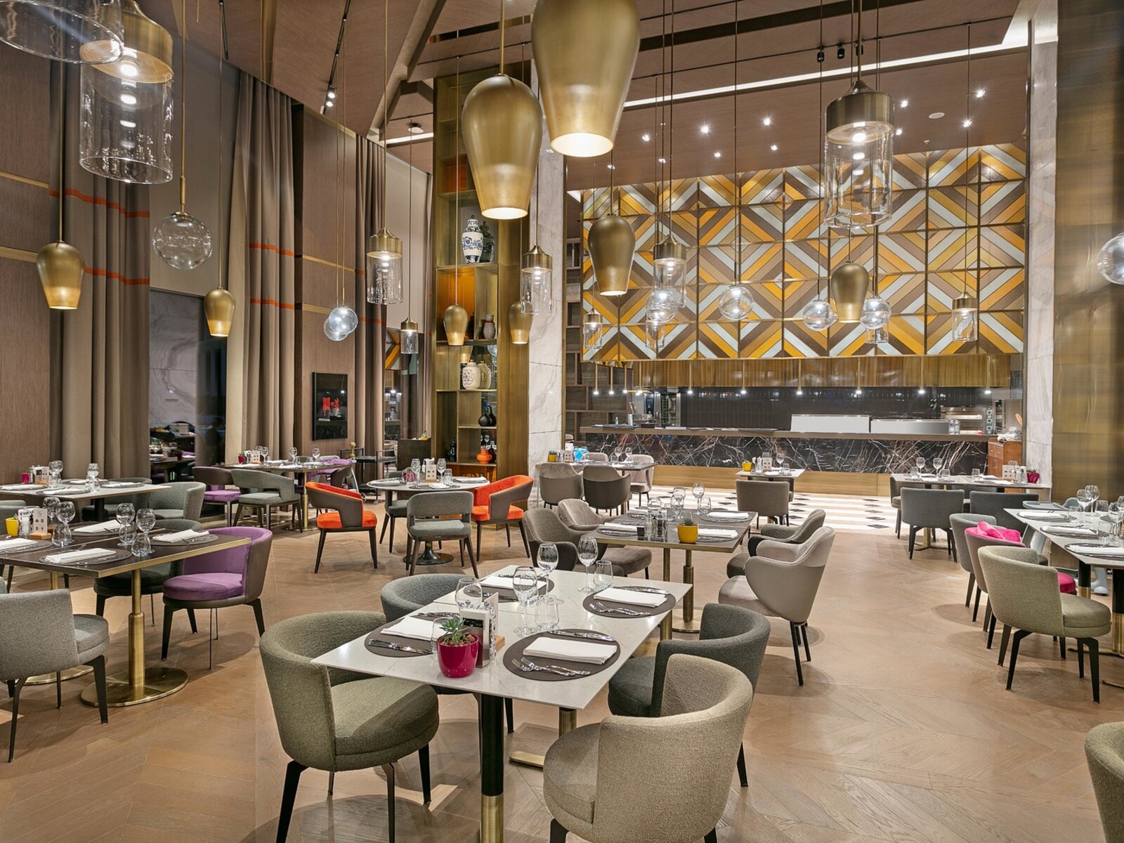 CULLINAN BISTRO 7/24