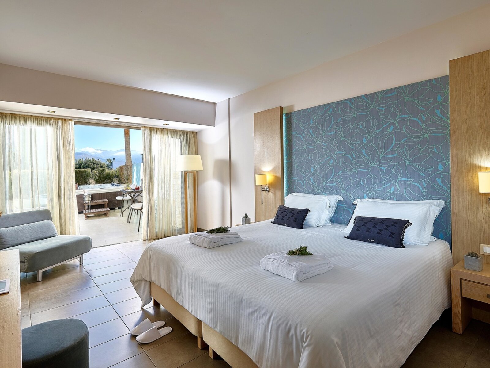 Wohnbeispiel Superior Room Mountain View with Open Air Jacuzzi