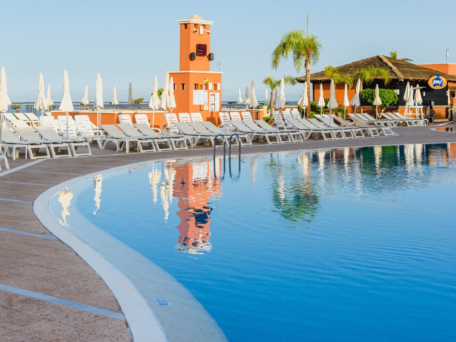Family Pool (II)