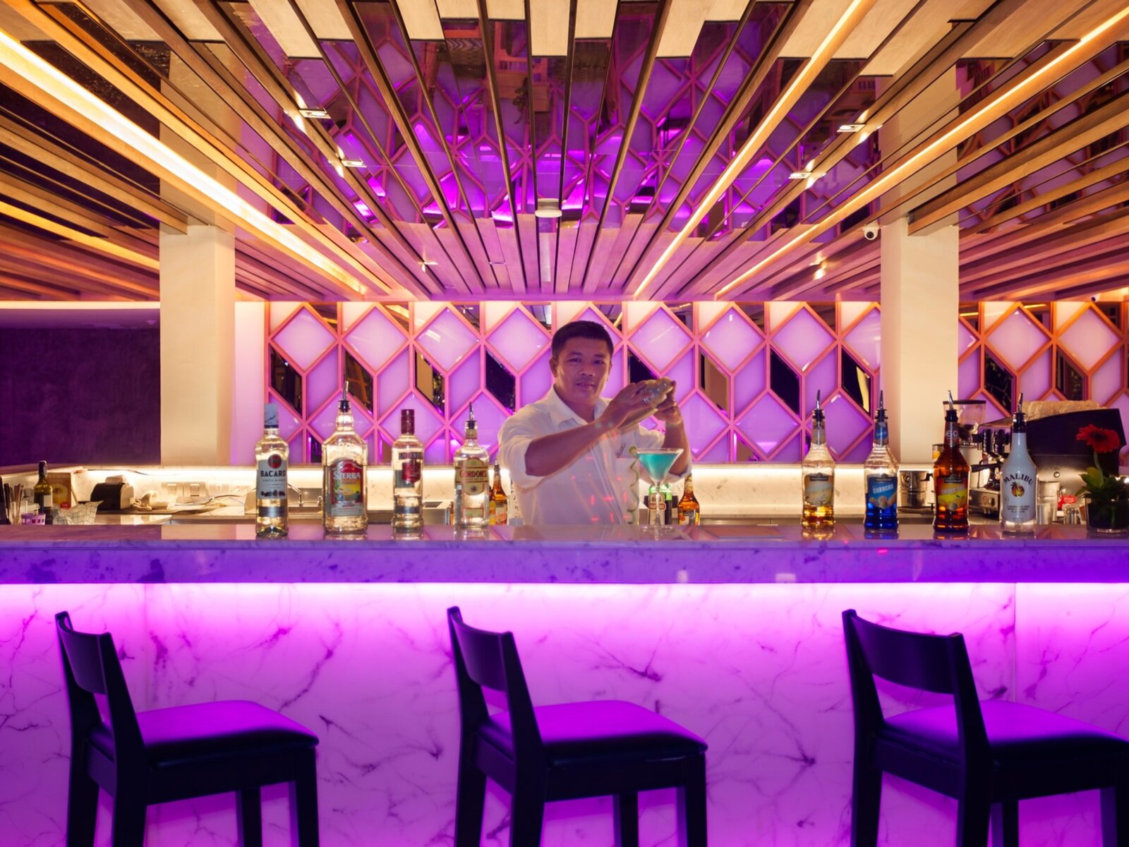 Ocean View Pool Bar