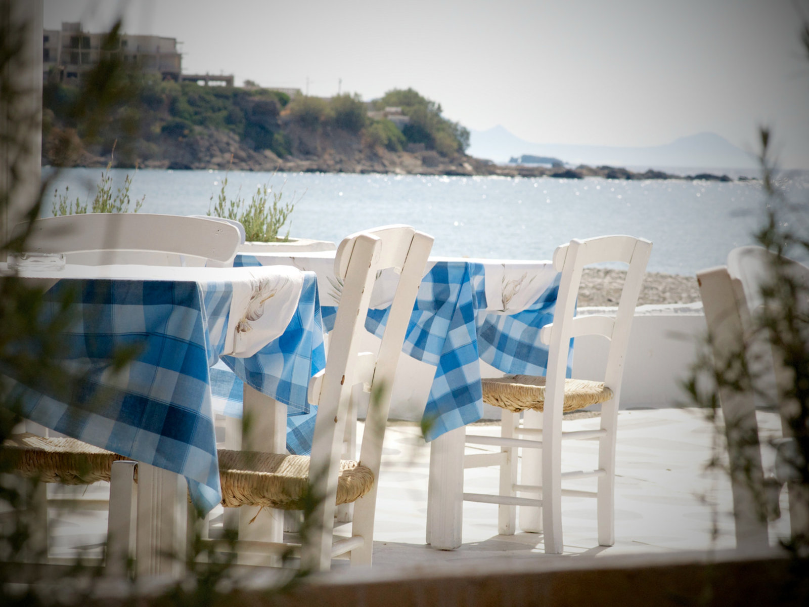 AVRA BEACH RESTAURANT