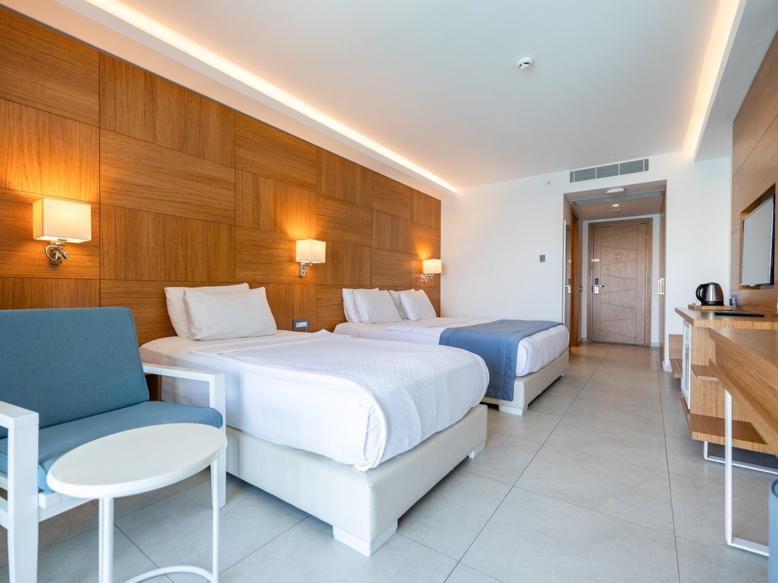 Wohnbeispiel Large Sea View Room