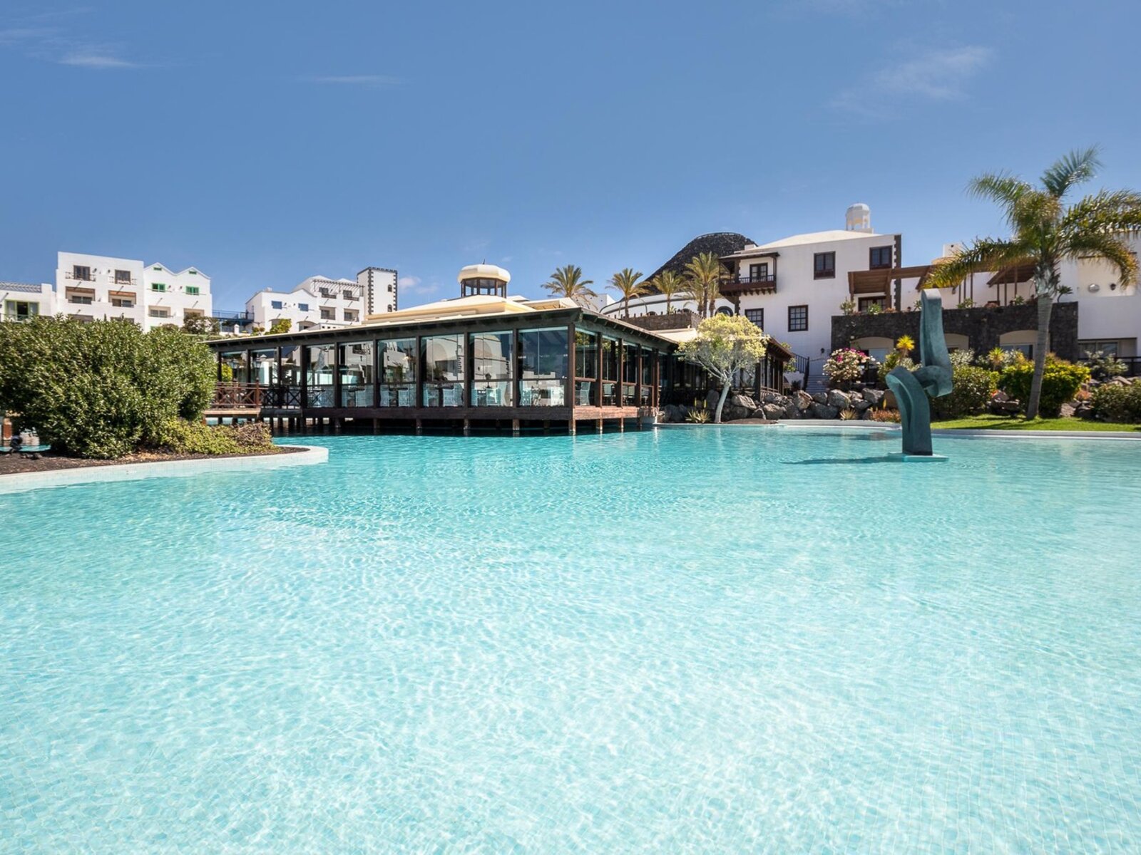 PISCINA LAGO