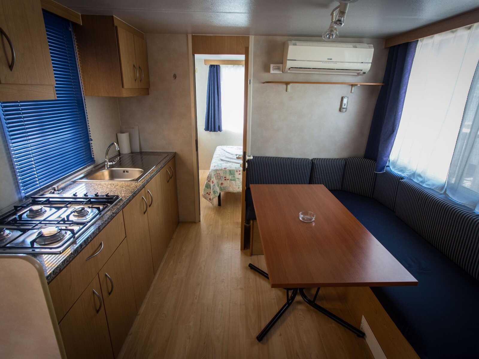 Wohnbeispiel Two Bedroom Mobile Home