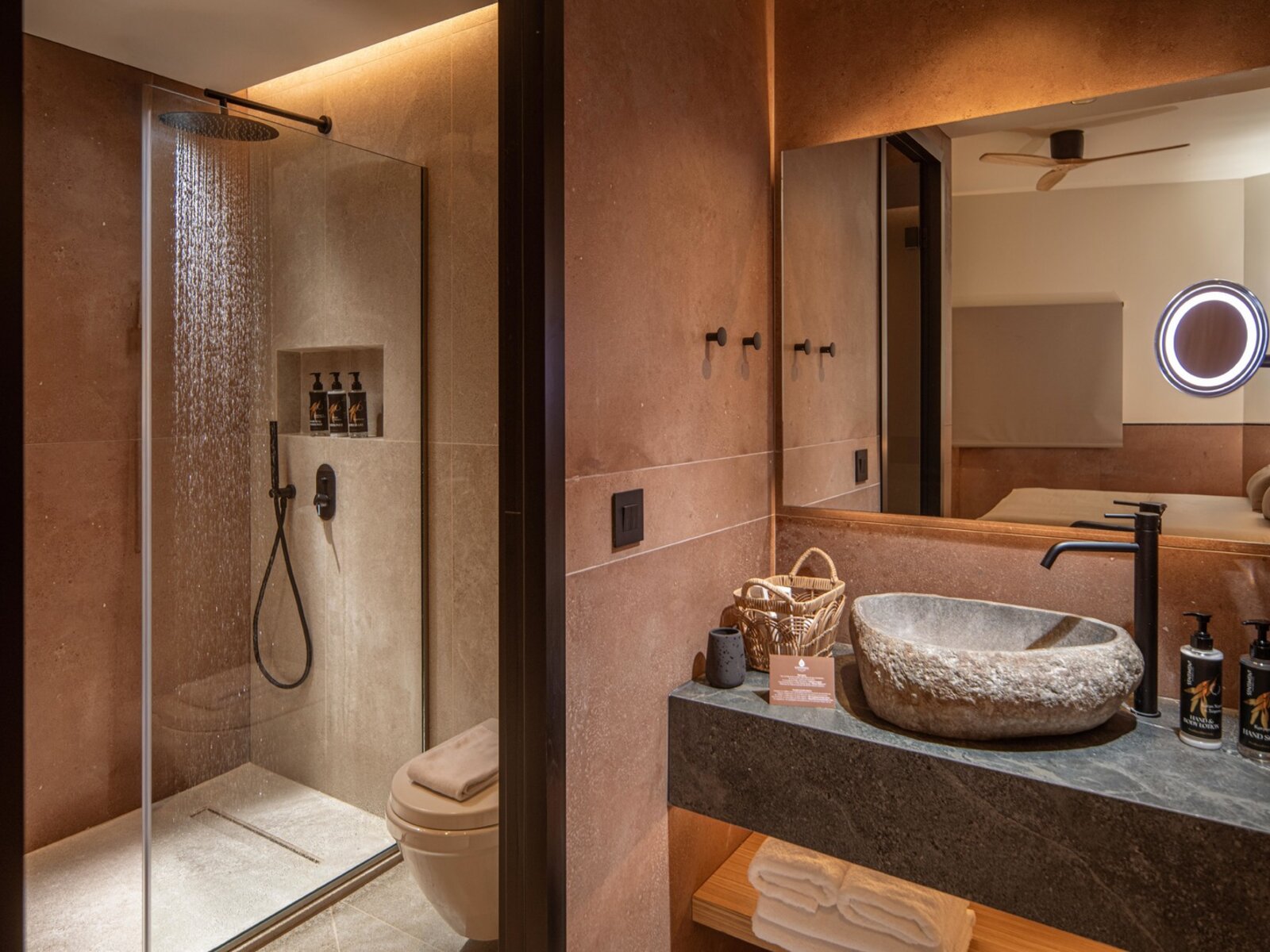 Wohnbeispiel Signature Design Suite