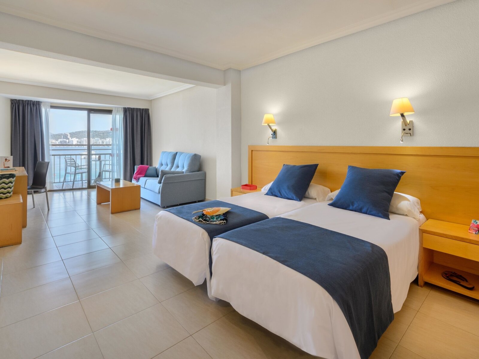 Twin Room Sea View