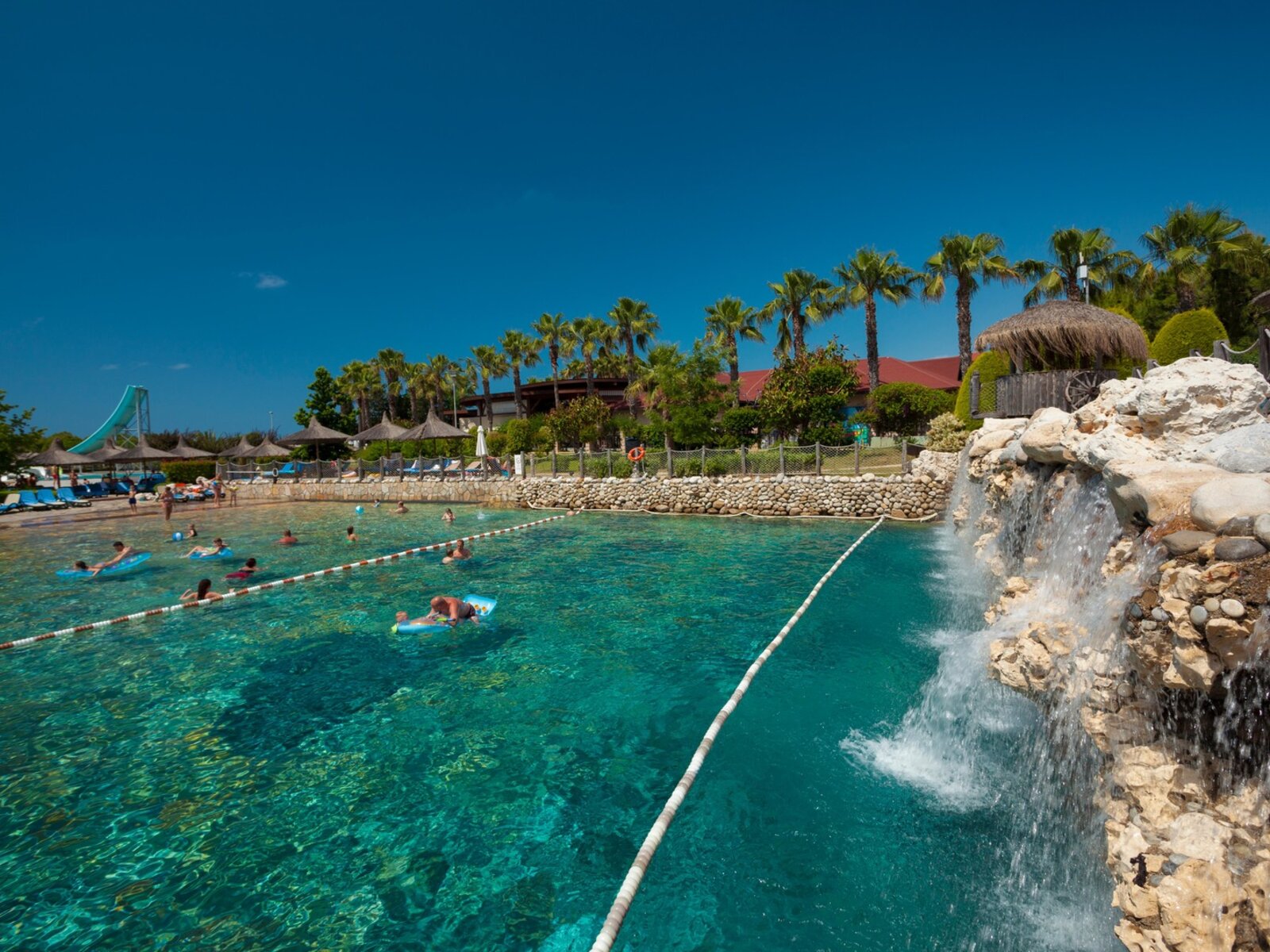 WAVE POOL