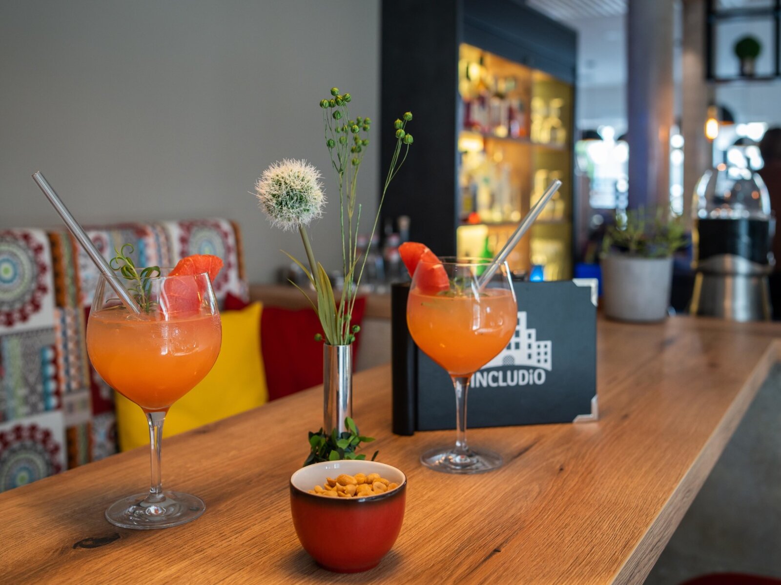 Lobbybar