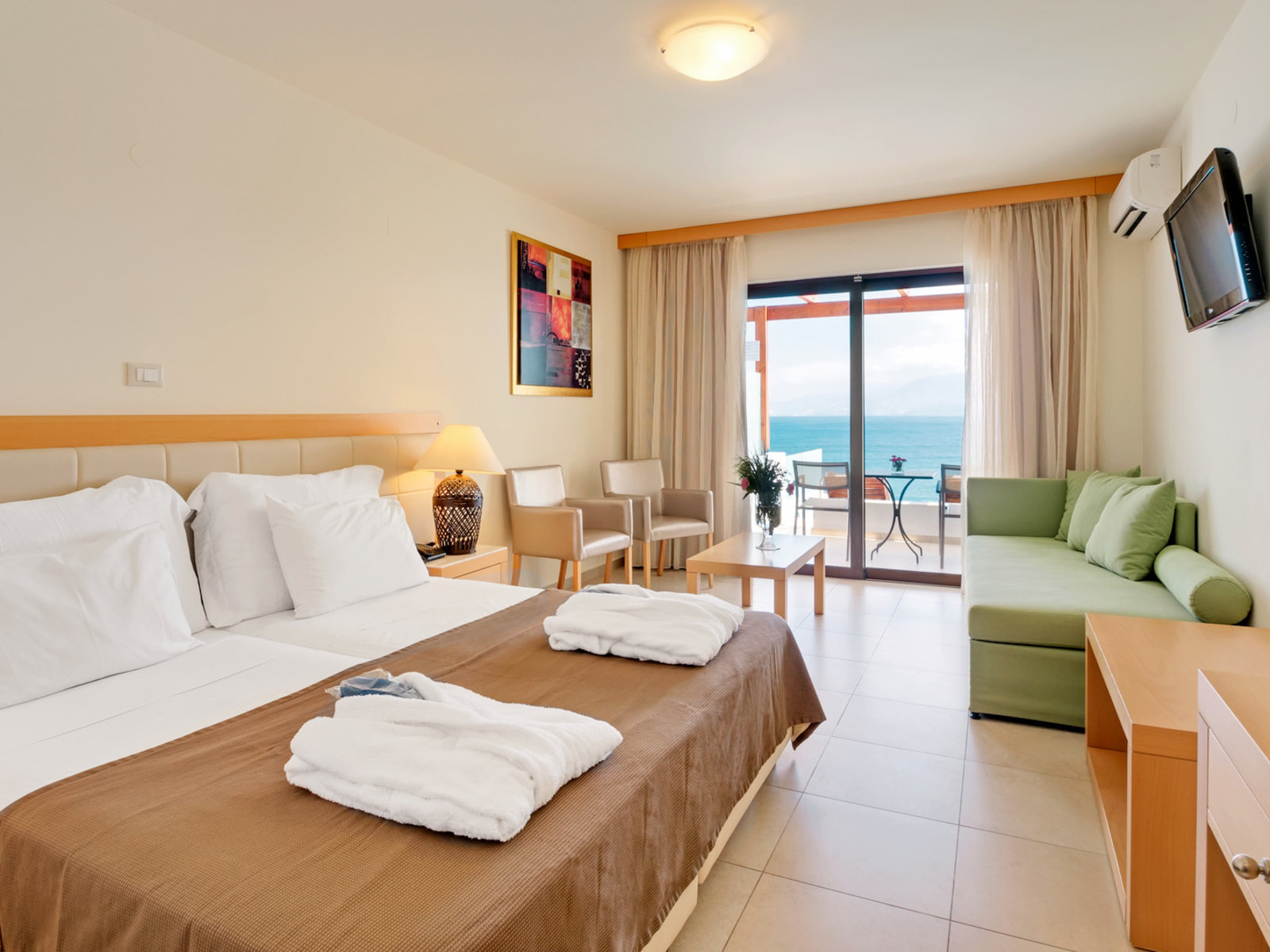 Wohnbeispiel Superior Double Sea View with Private pool