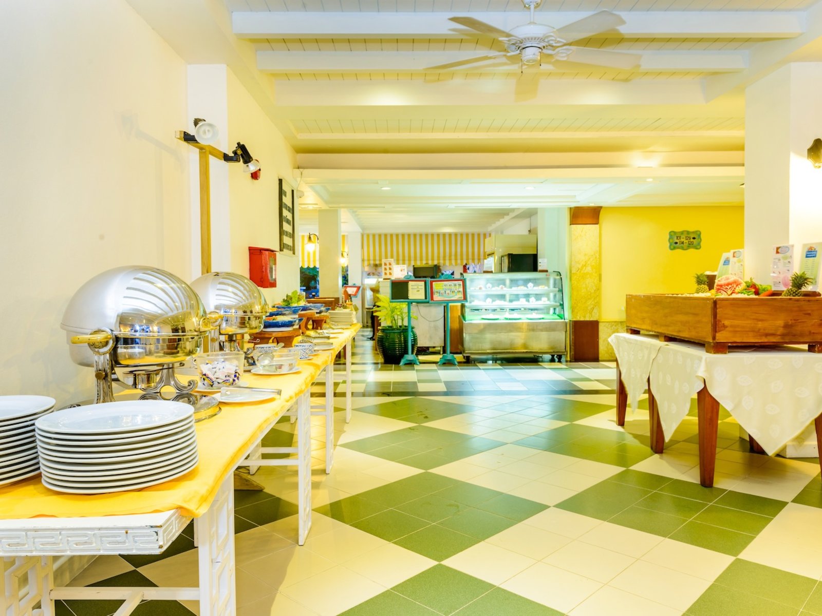 Maneekram Restaurant