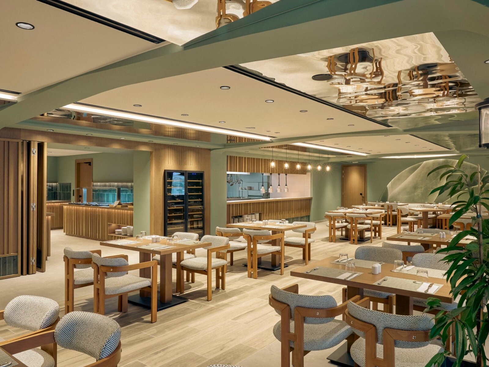 Elia a la carte restaurant