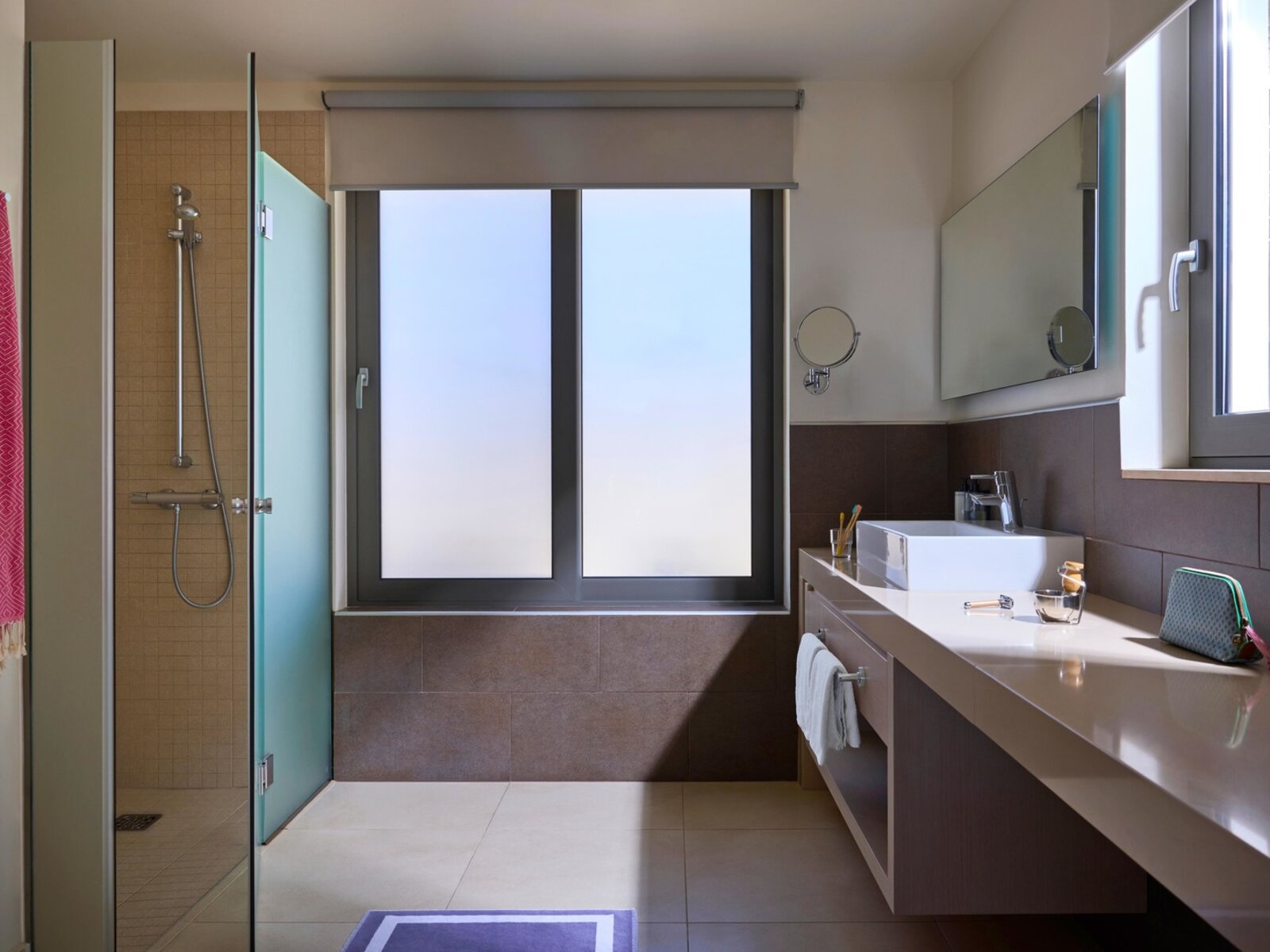 Wohnbeispiel Two Bedroom Suite Sharing Pool