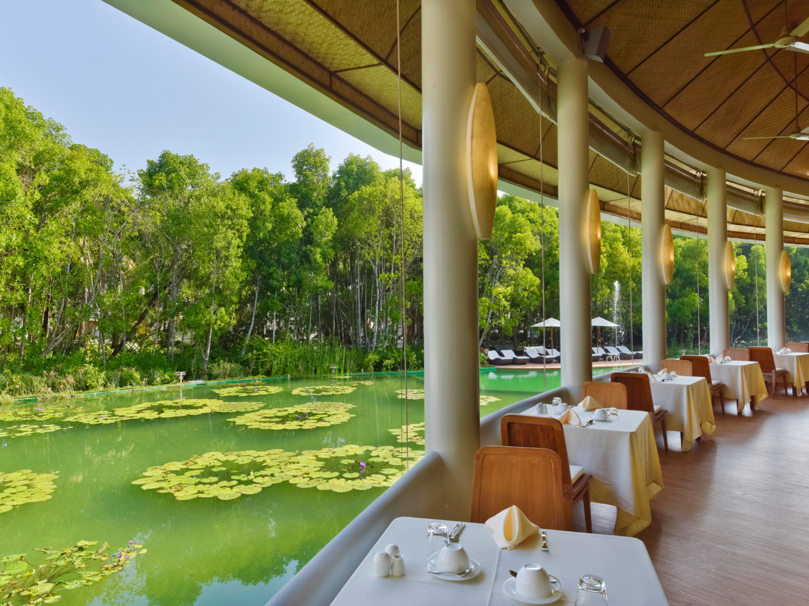 Semi Offshore Meer-Restaurant