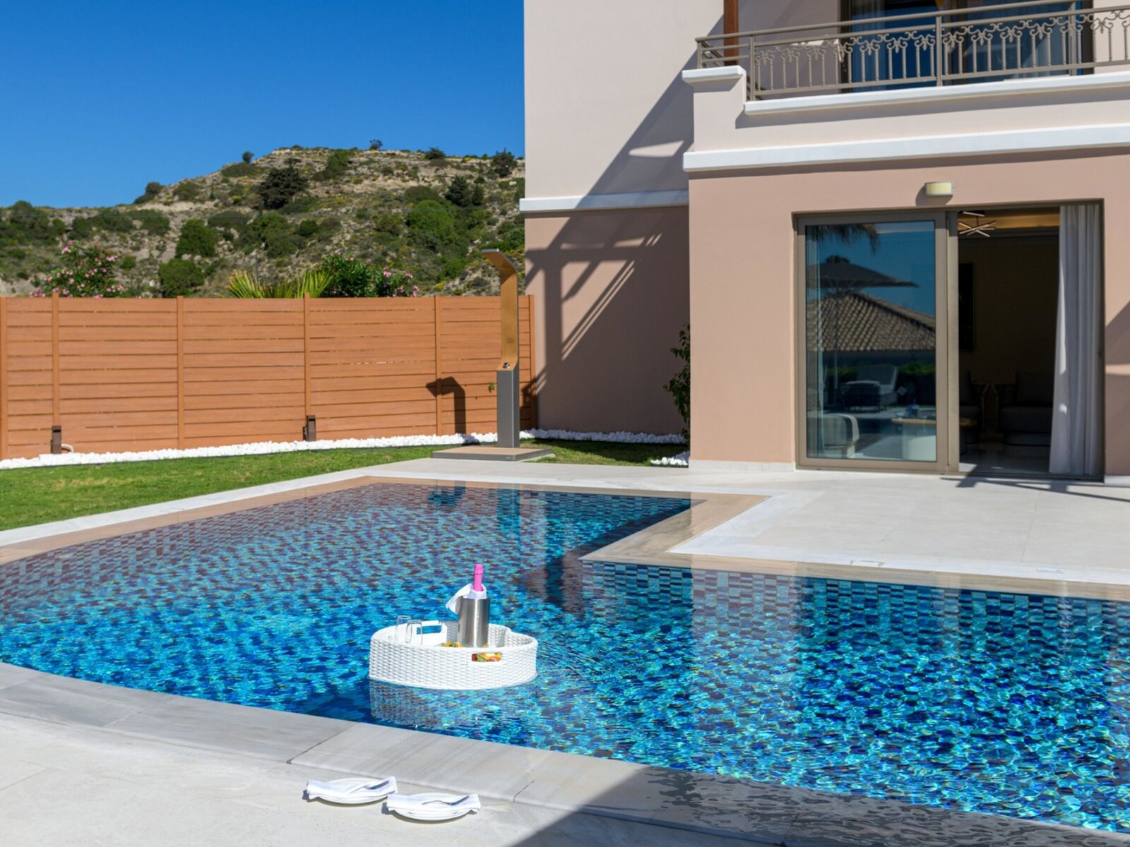 Wohnbeispiel Villas with private pool partial seaview