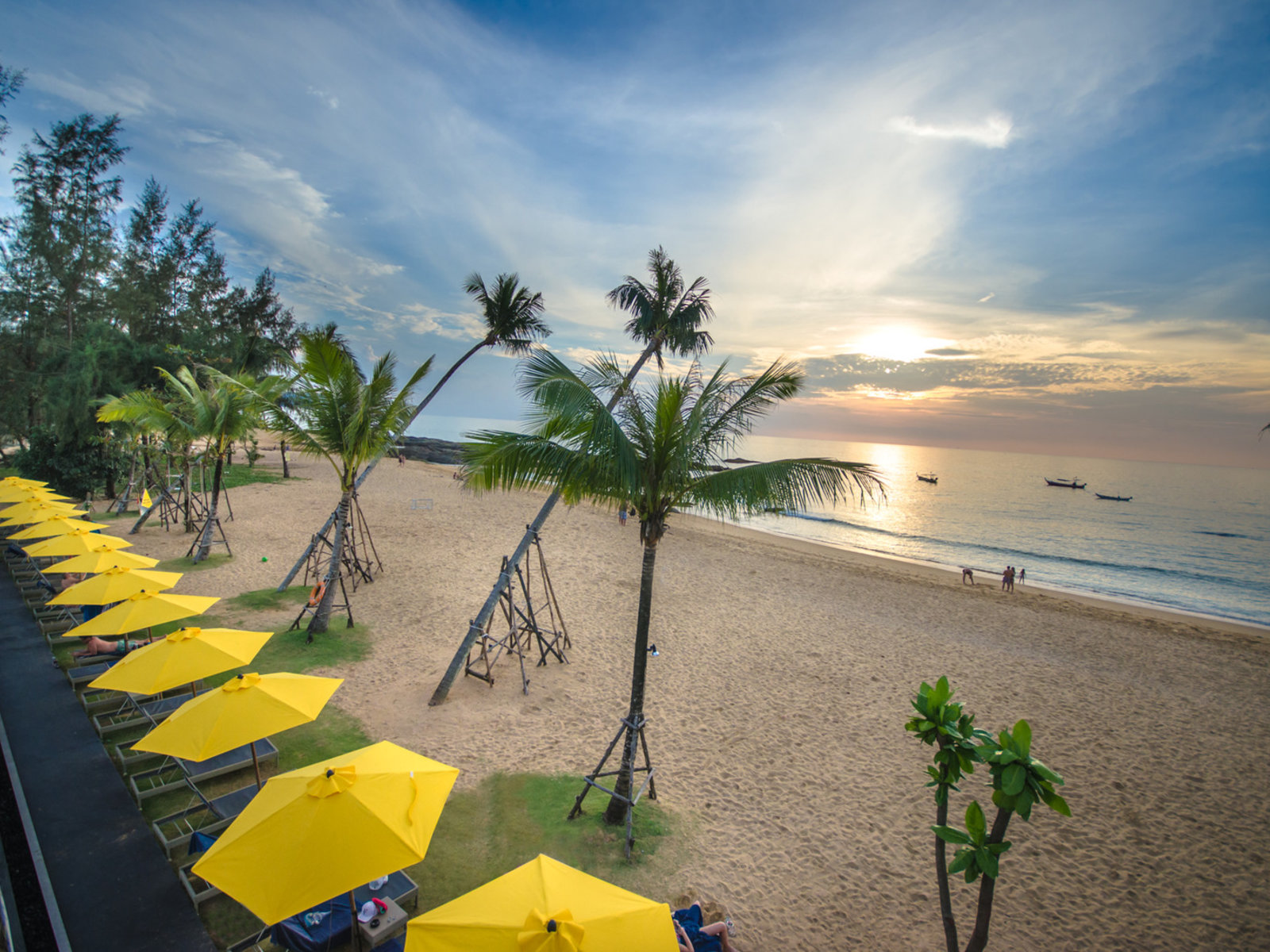 KOKULO Beach Club