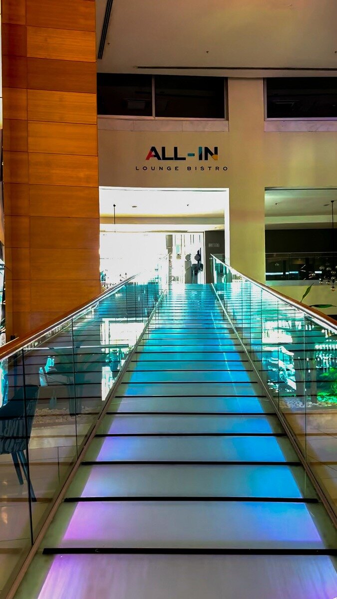 All In Lounge