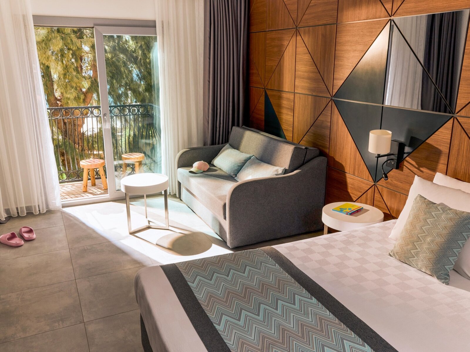 Wohnbeispiel Double Room Mainbuilding Type 2 Side Sea View