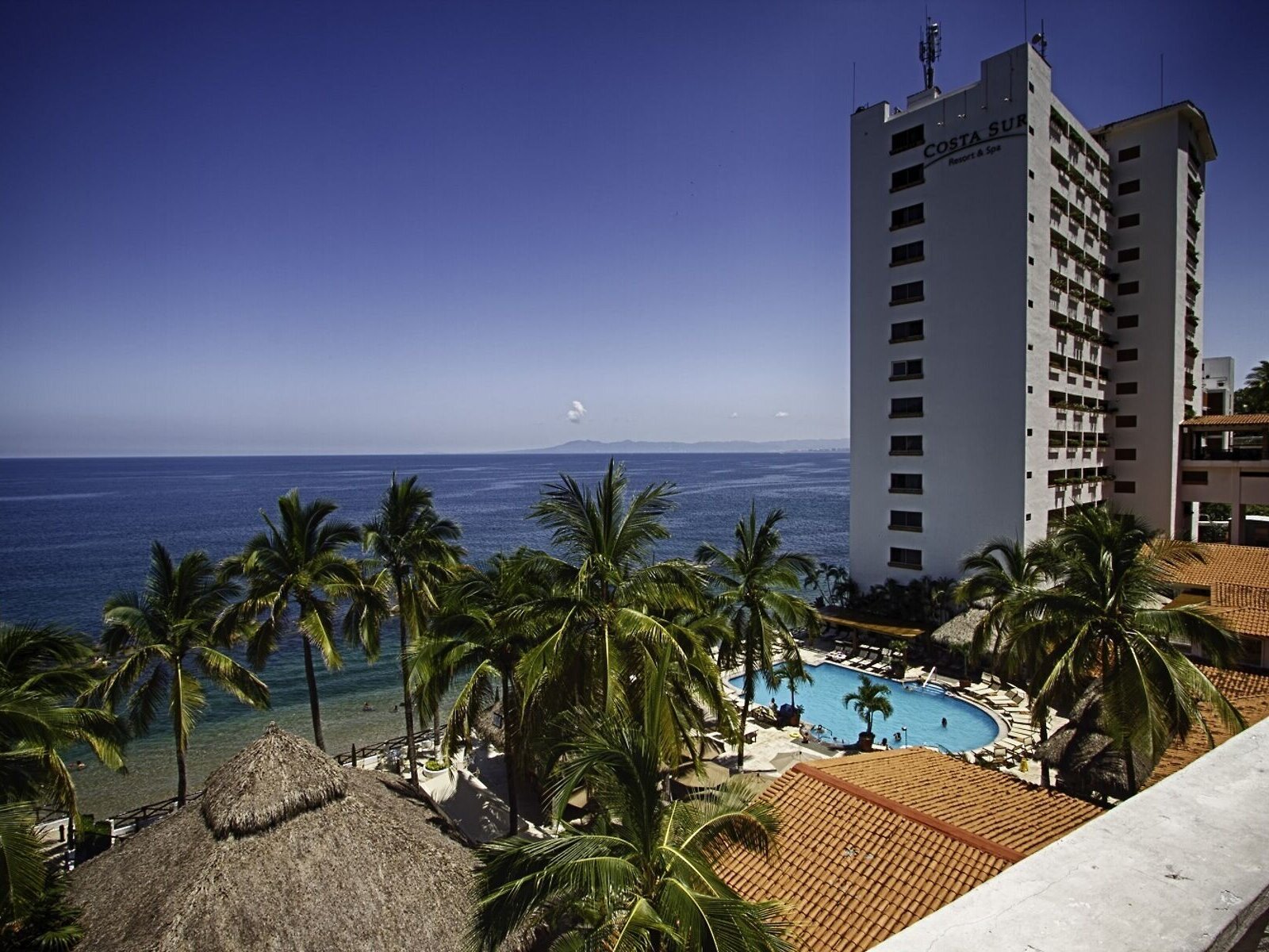 Costa Sur Resort & Spa