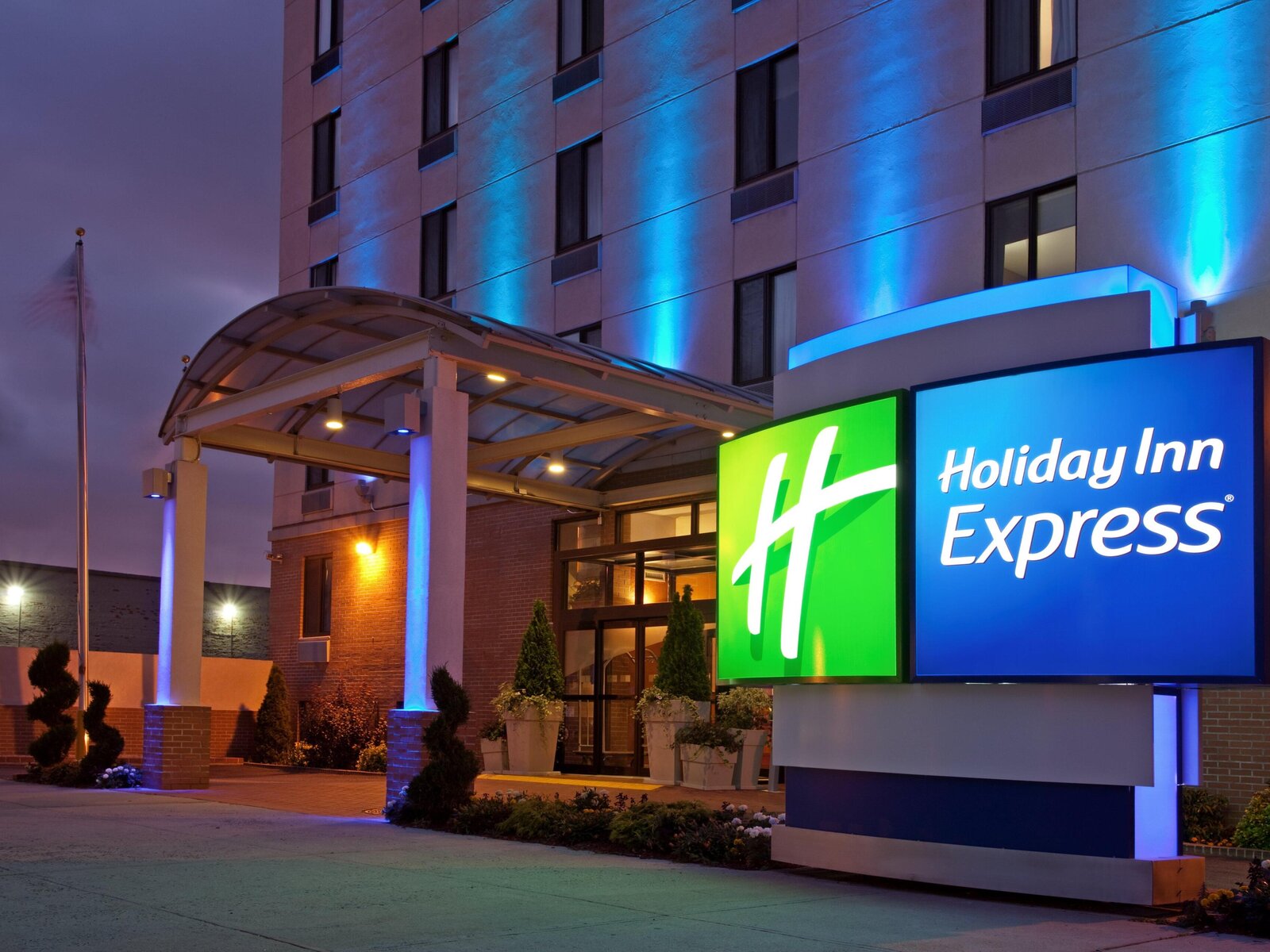 Hotel Holiday Inn Express Brooklyn in New York Brooklyn günstig buchen