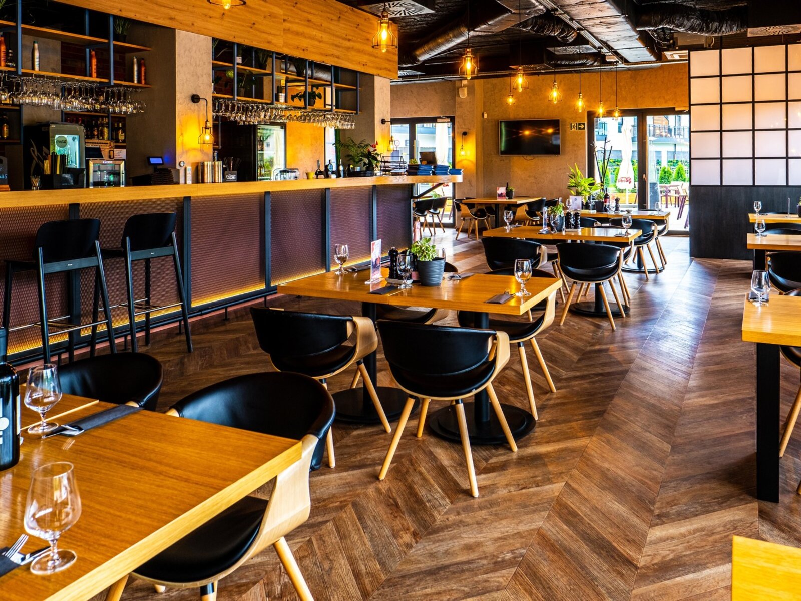 Tawerna Bar & Lounge