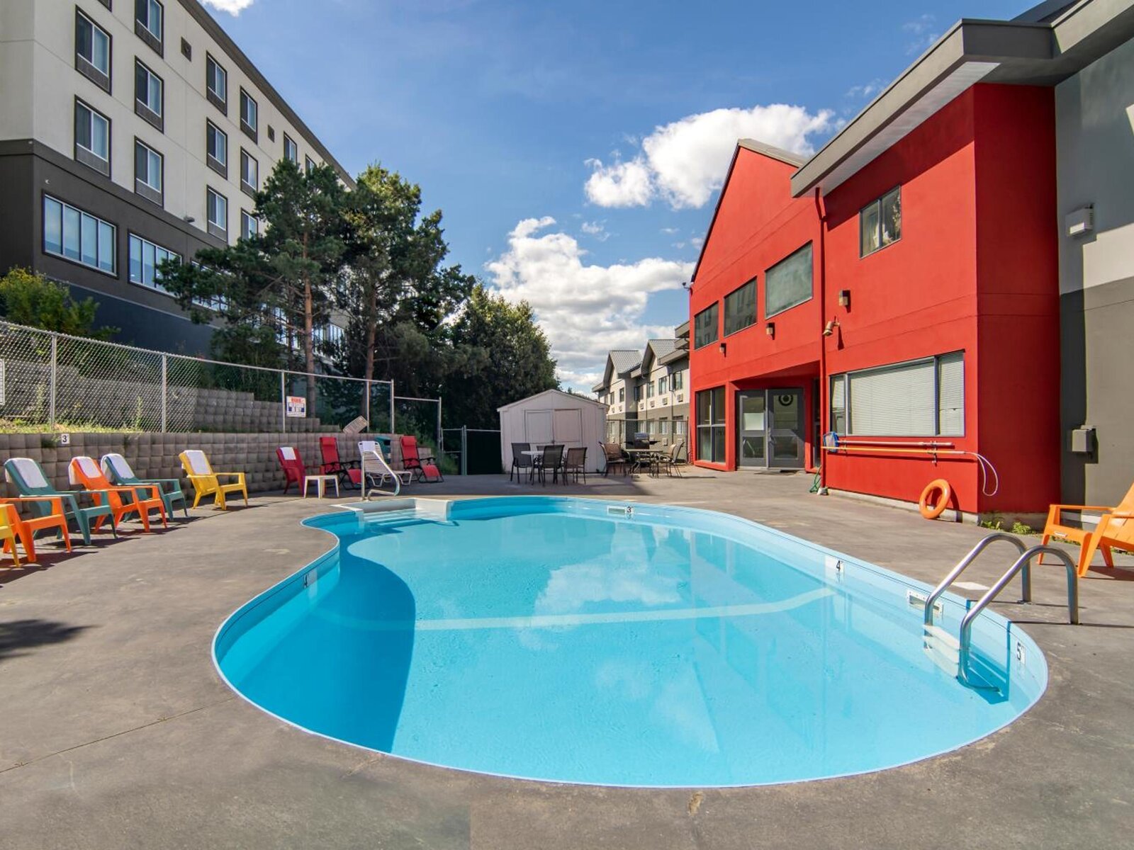 Pool