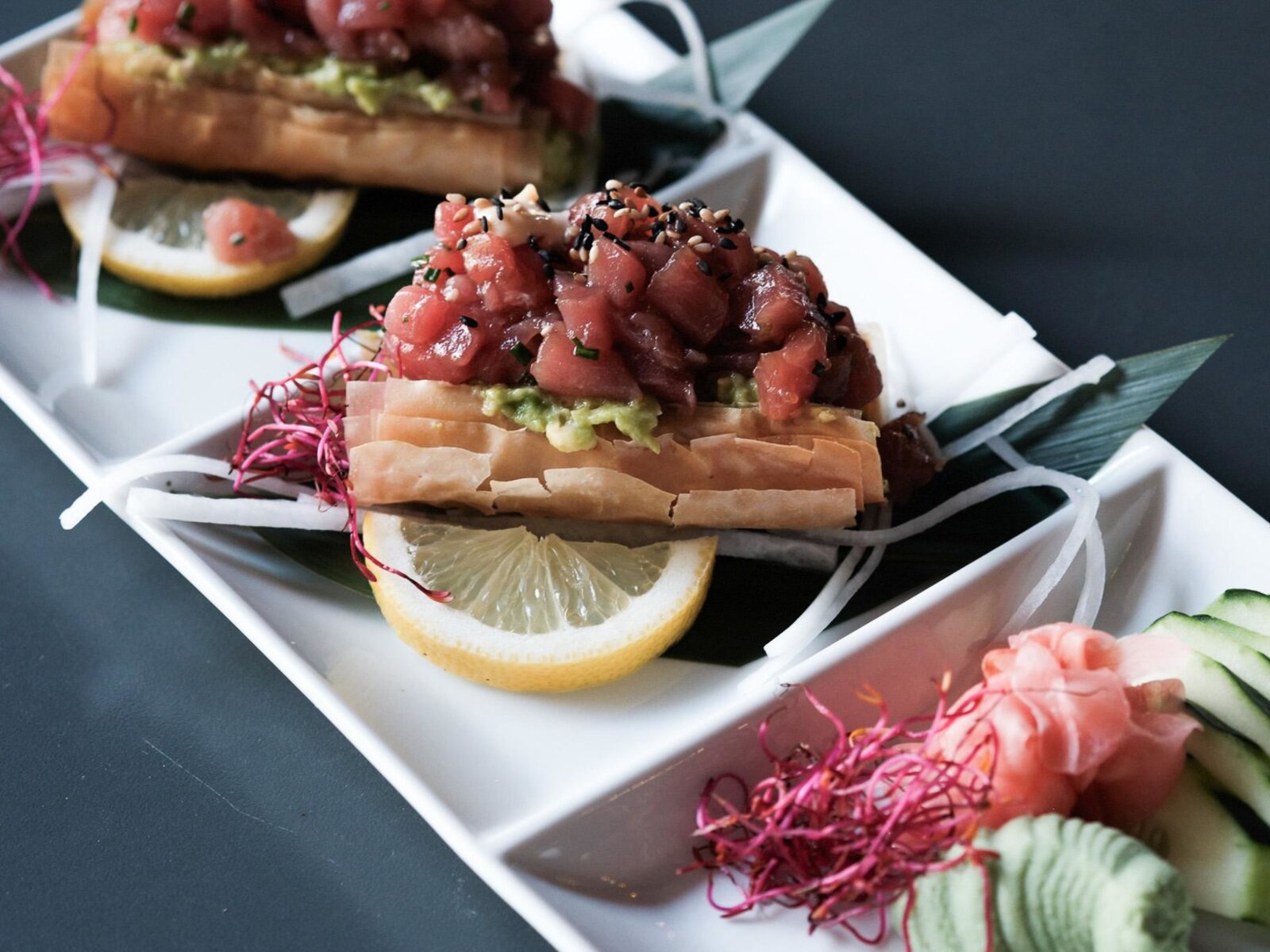 PICCO pizza.pasta & sushi.cocktails