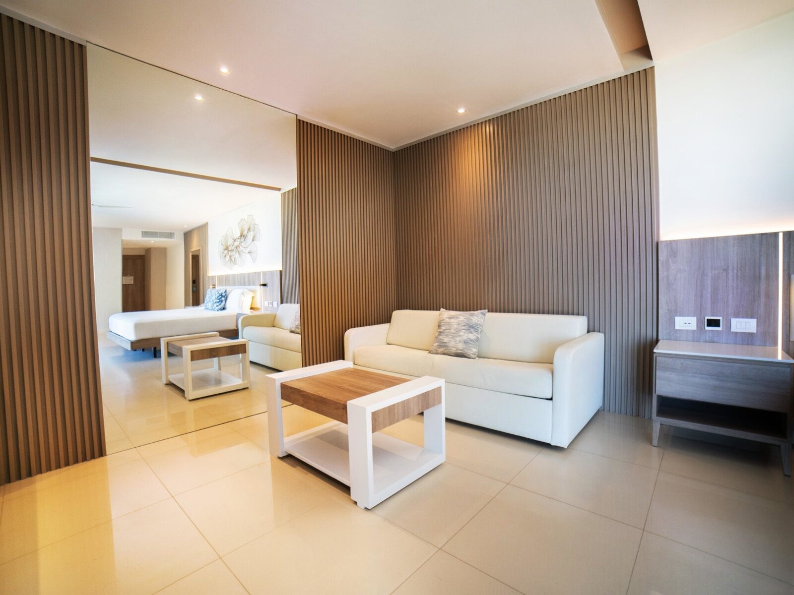 Wohnbeispiel Honeymoon Jacuzzi Suite Diamond Club