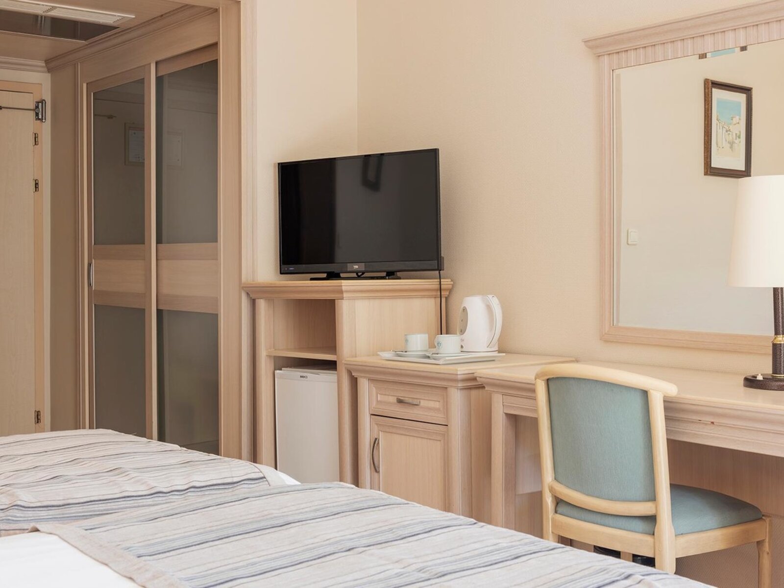 Wohnbeispiel Attic Suite with Limited SV