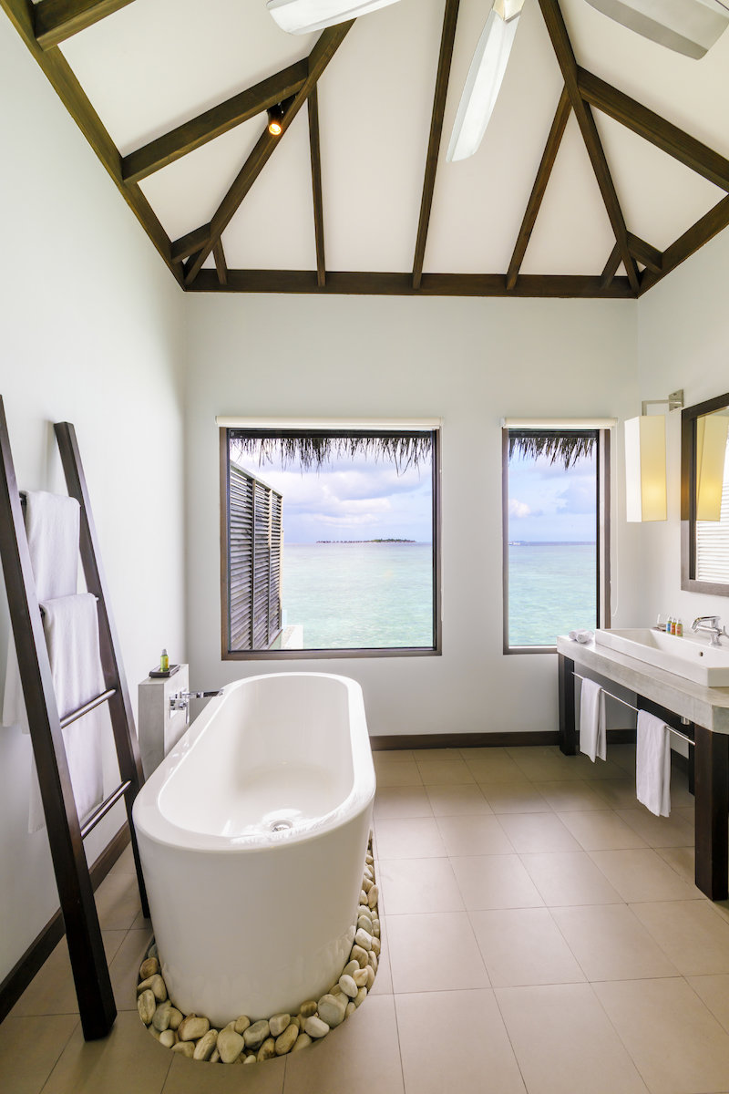 Wohnbeispiel Water Bungalow with Pool