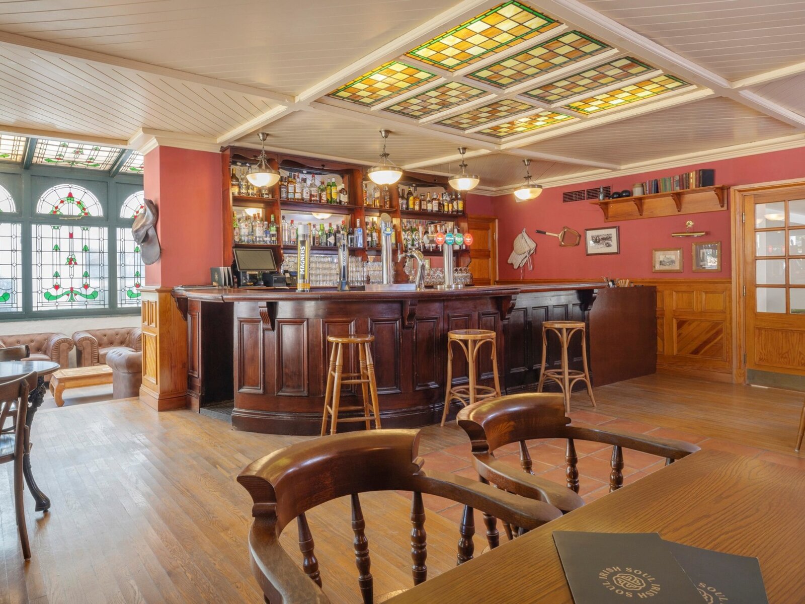 pub