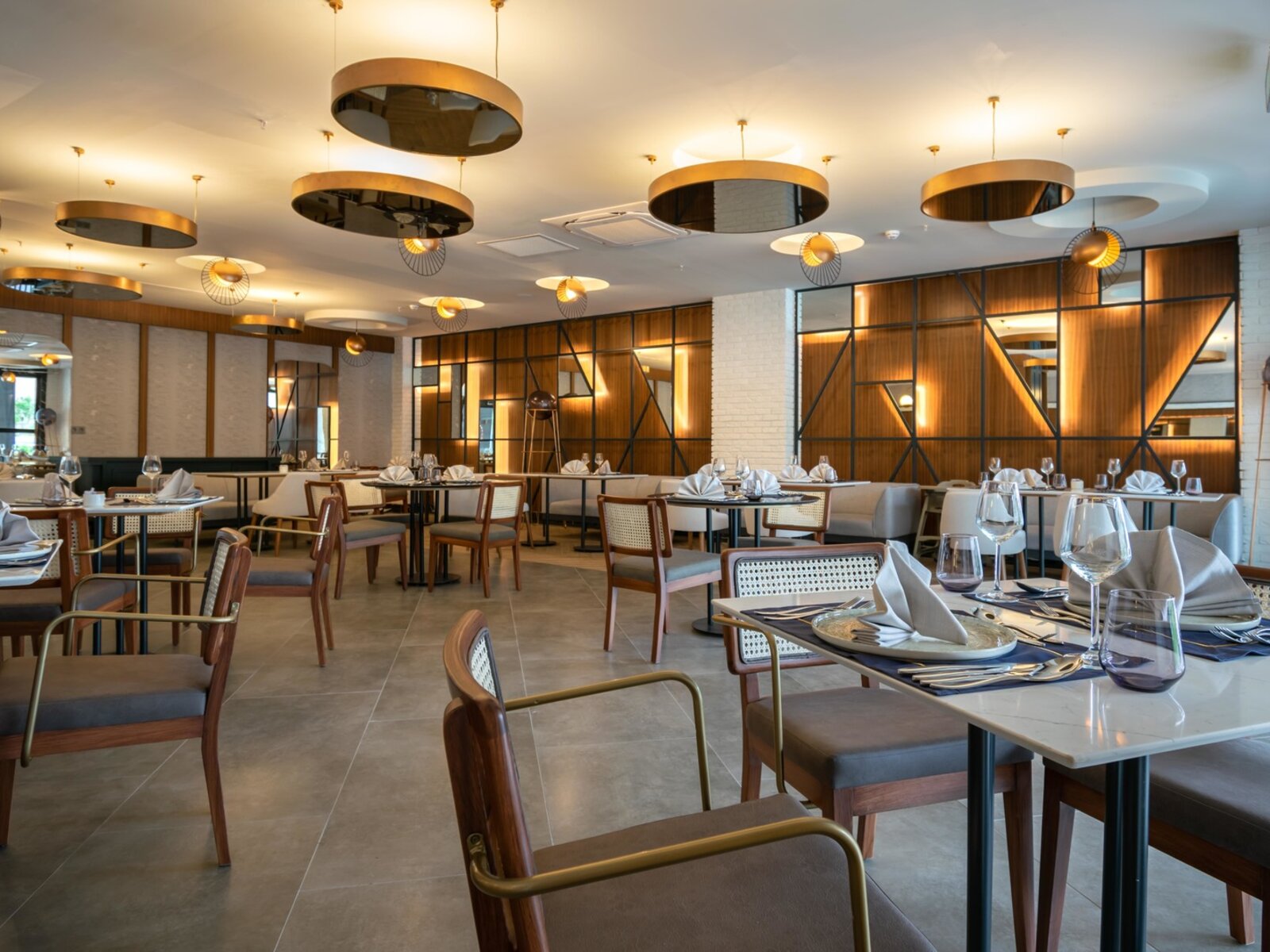 International A La Carte