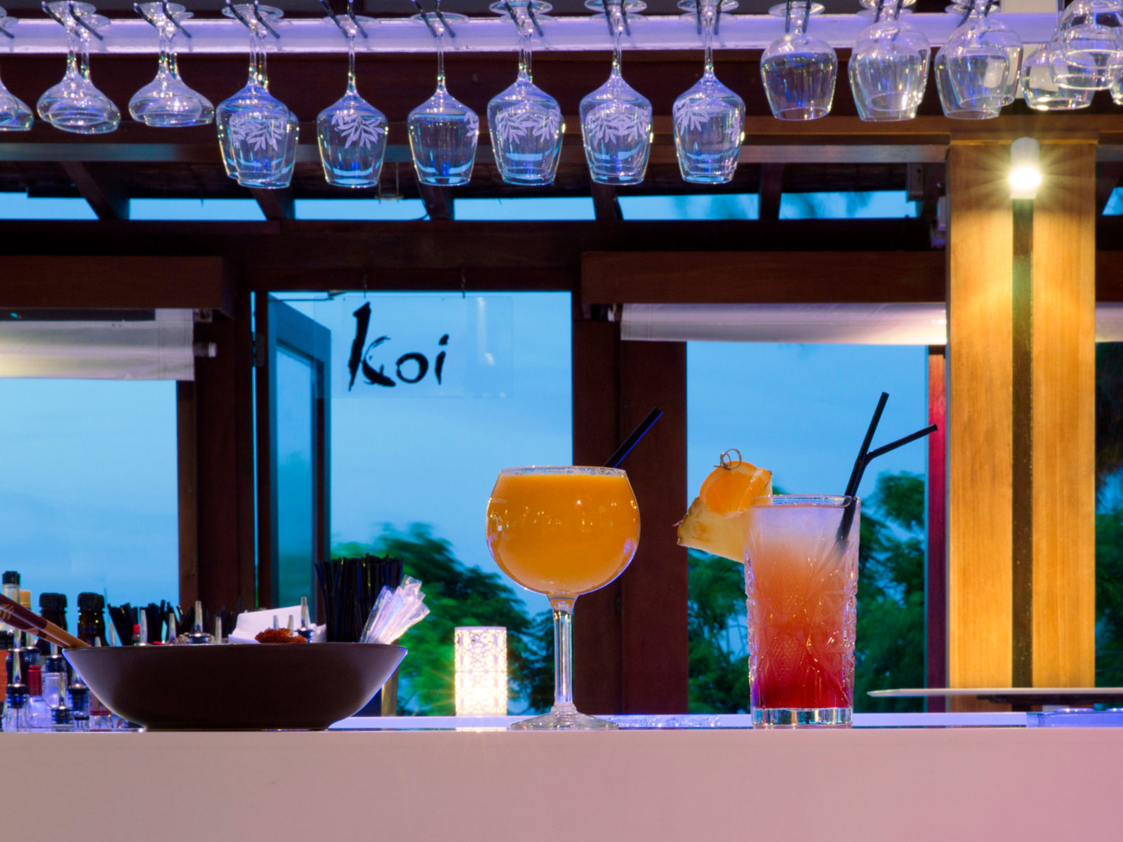 koi lounge bar