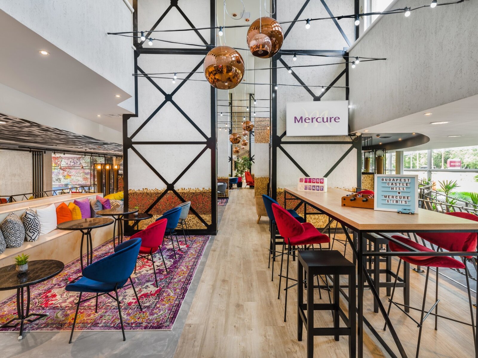 Station Bar