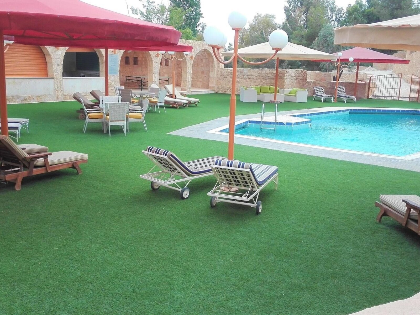 Pool