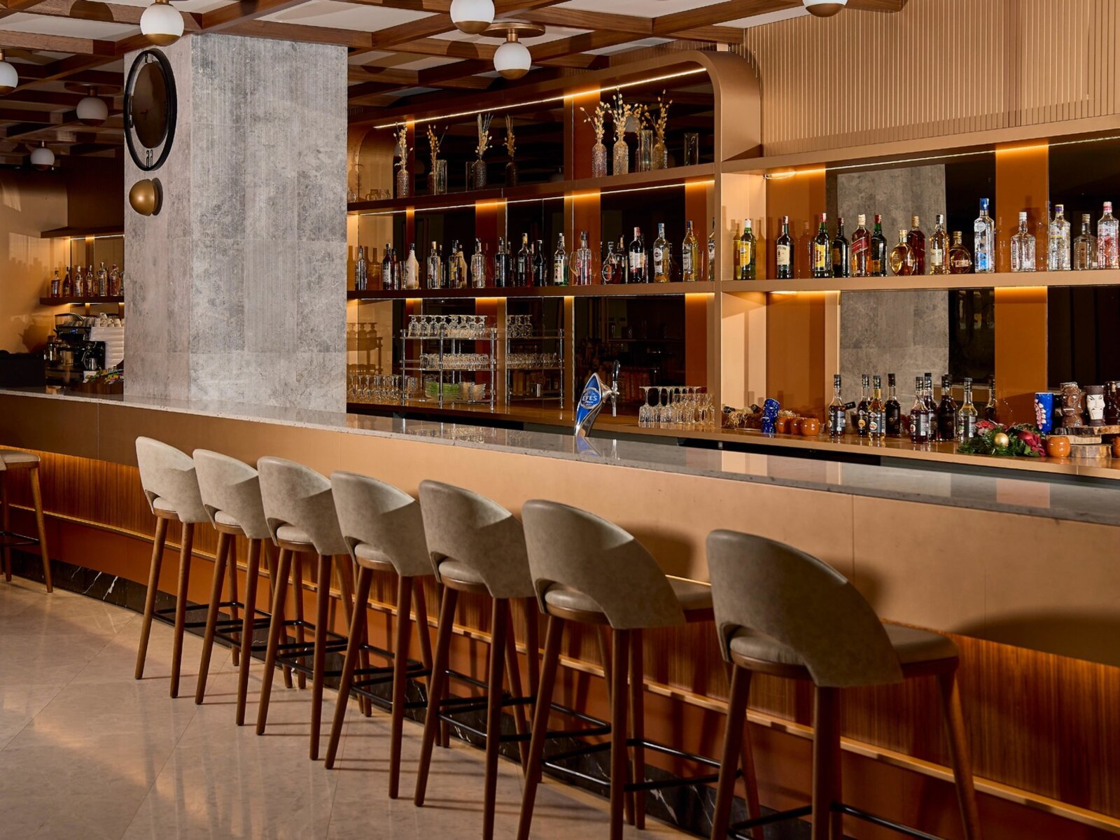Q Bar