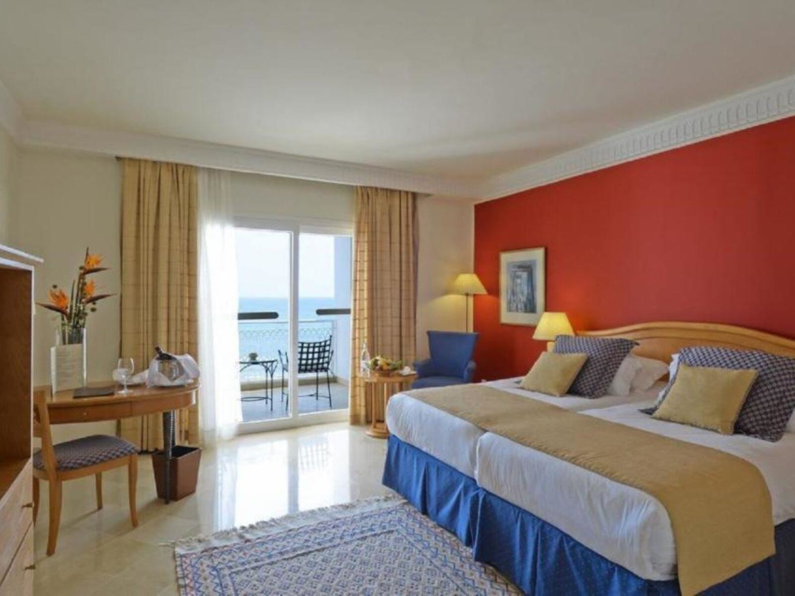 Wohnbeispiel Promotion Standard Double Room Pool View