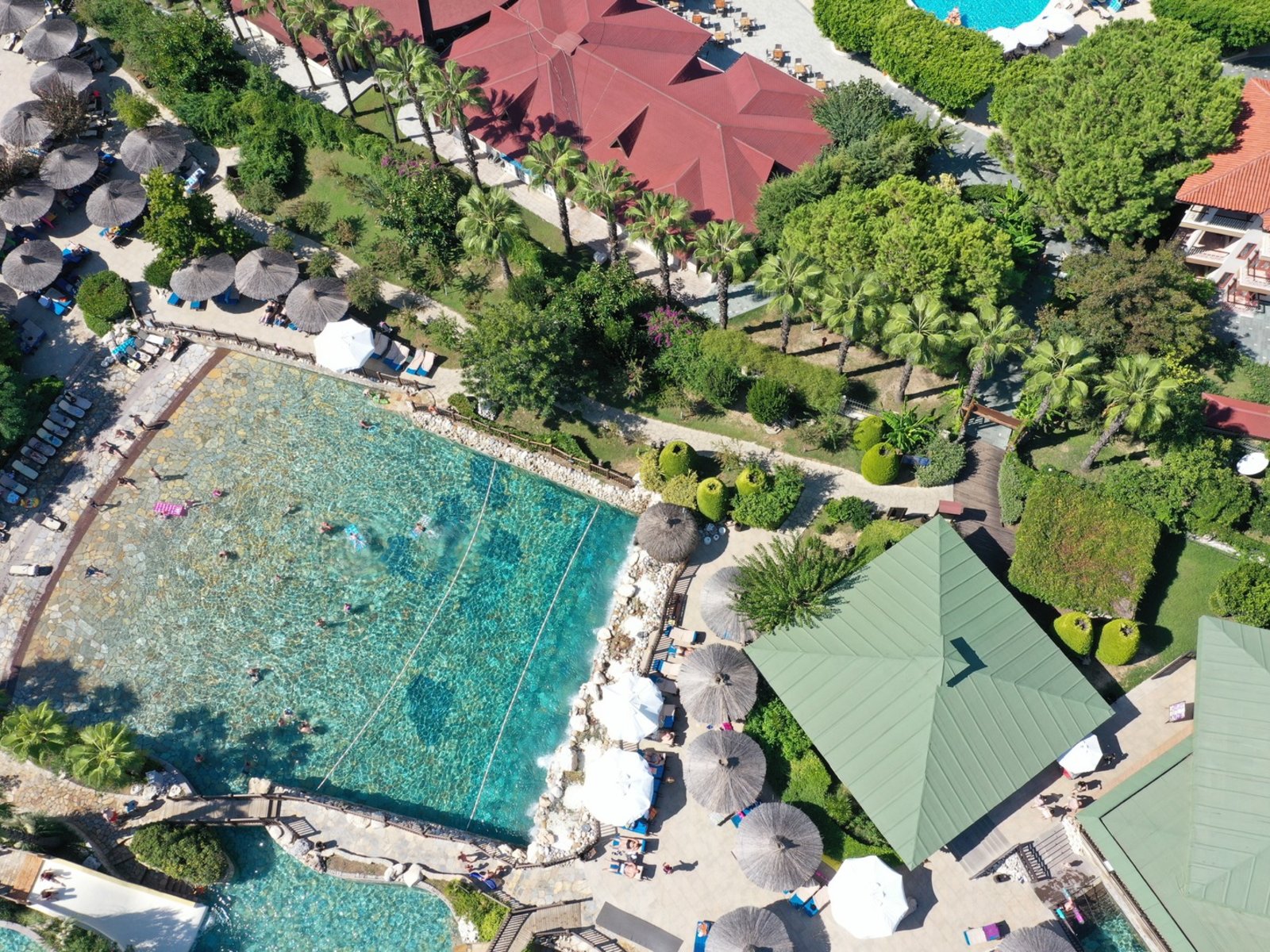 WAVE POOL